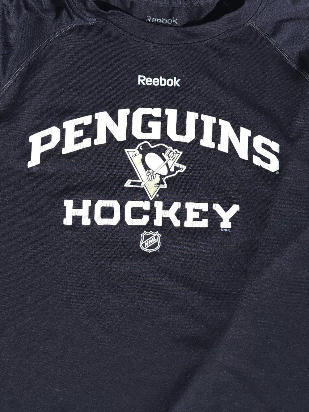 REEBOK Penguins Hockey Shirt Size Large NHL